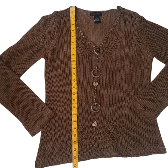 BCBGMaxAzria Boho Brown Crochet Open Knit Pullover Top V-neck Sweater Wood - Picture 6 of 10
